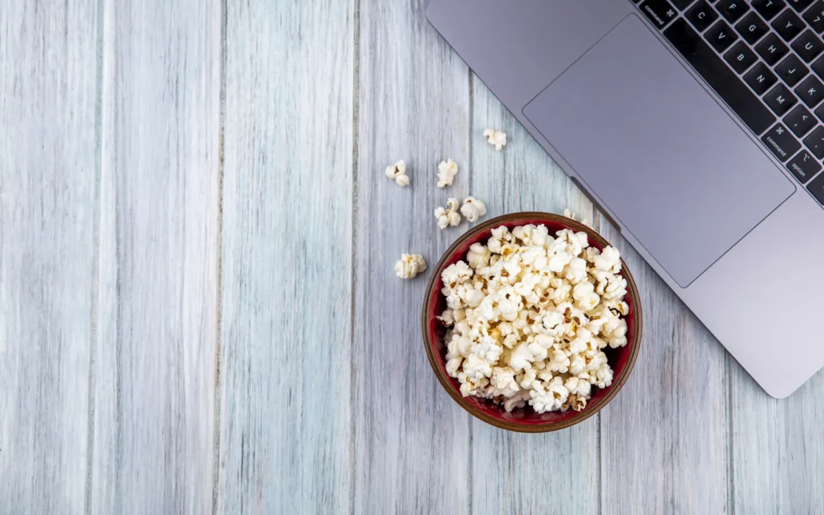 Ile kalorii ma popcorn – cztery sposoby przygotowania, cztery różne liczby